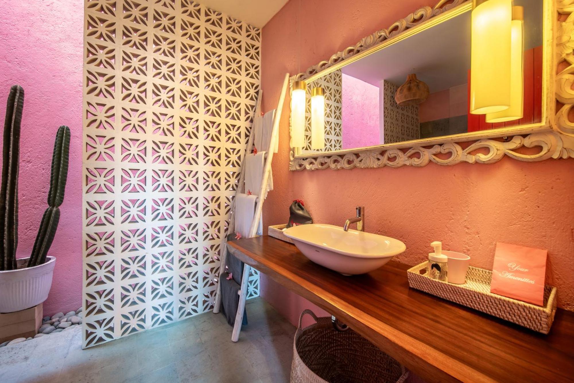 Bed and Breakfast Pinkprivate Balangan - For Cool Adults Only Jimbaran Esterno foto