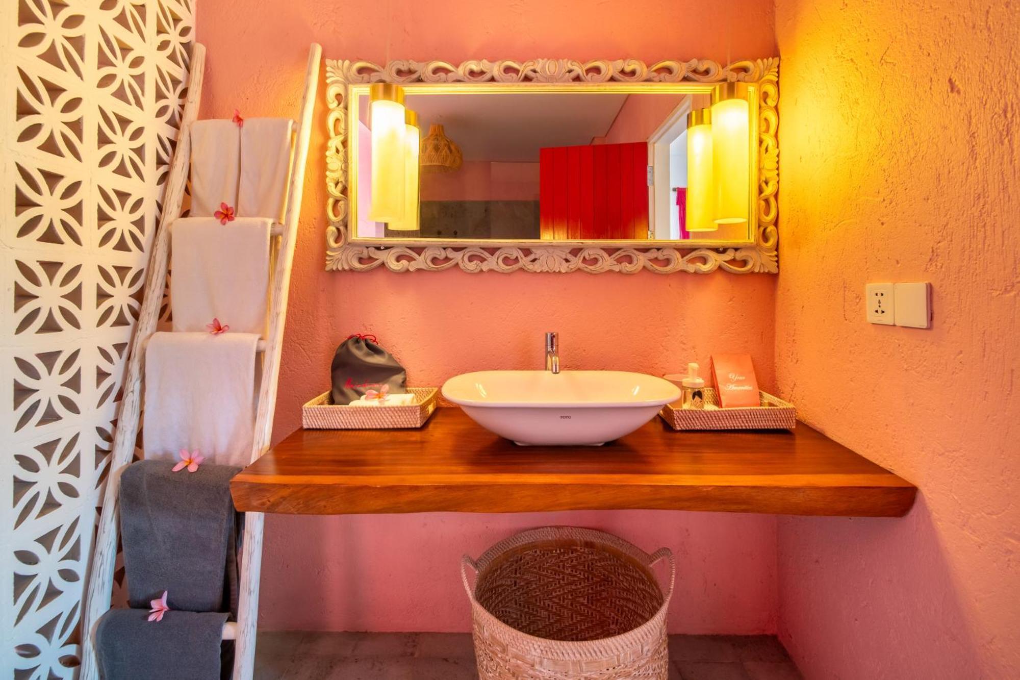 Bed and Breakfast Pinkprivate Balangan - For Cool Adults Only Jimbaran Esterno foto